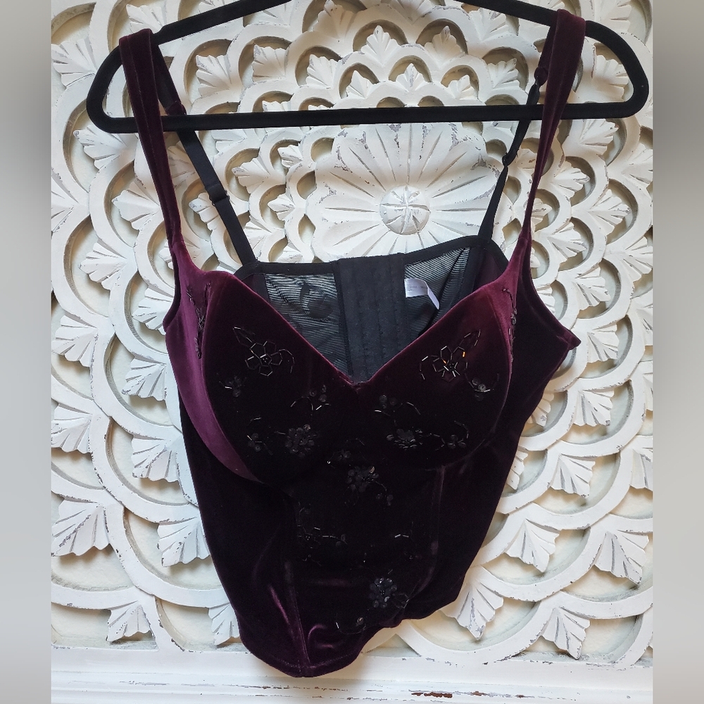Sensual Cacique Velvet Beaded Corset Top In 40D In A Wine Burgendy - Picture 2 of 9